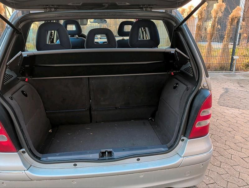 Gebraucht Mercedes A190 Elegance 190 PS (139 kW) 2001 Silber Kleinwagen