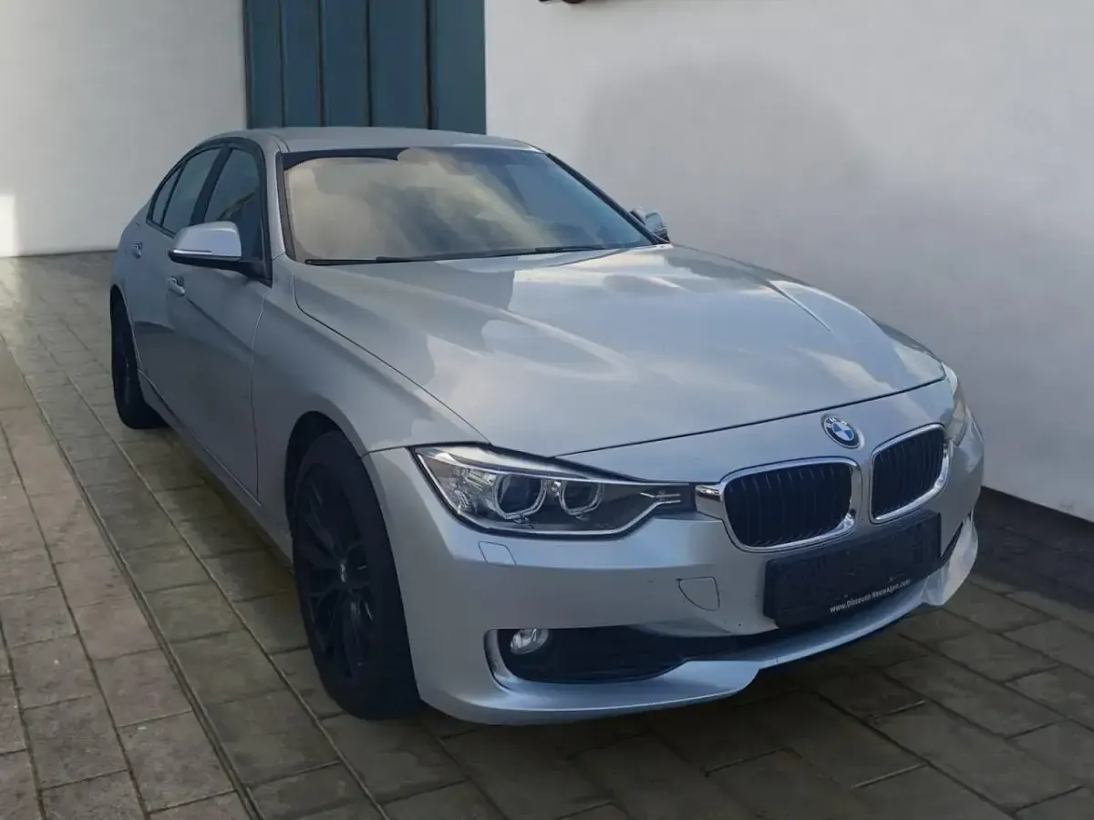 Gebraucht BMW 316 116 PS (85 kW) 2013 Limousine
