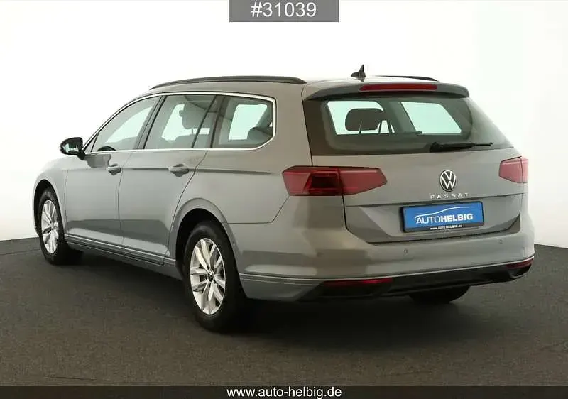 Gebraucht VW Passat Business 150 PS (110 kW) 2024 Grau Kombi