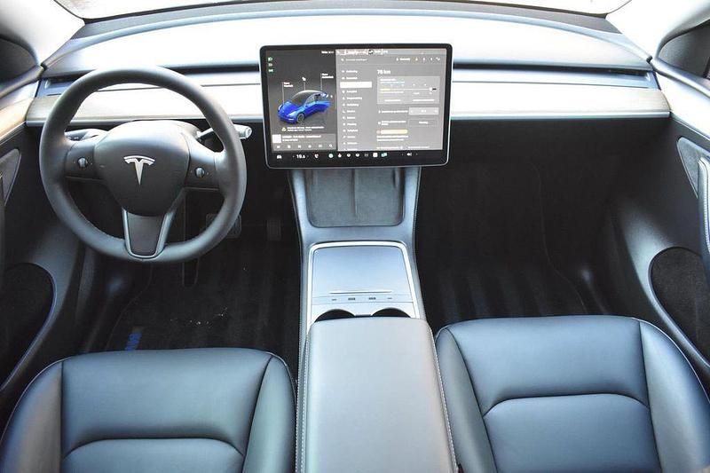Gebraucht Tesla Model Y Long Range AWD 258 kW (351 PS) 2022 Blau SUV
