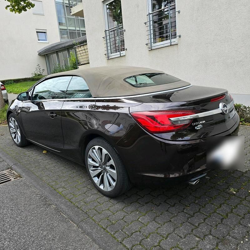 Gebraucht Opel Cascada 140 PS (102 kW) 2015 Braun Cabrio