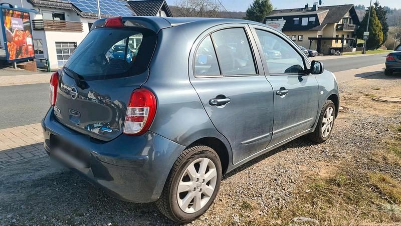 Gebraucht Nissan Micra 80 PS (58 kW) 2011 Grau Kleinwagen