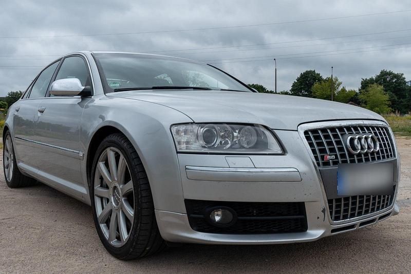 Gebraucht Audi S8 Sport 450 PS (330 kW) 2007 Silber Limousine