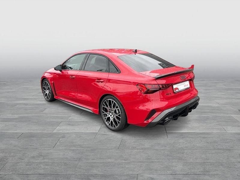 Gebraucht Audi RS3 Ambiente 400 PS (294 kW) 2024 Progressivrot metallic Limousine