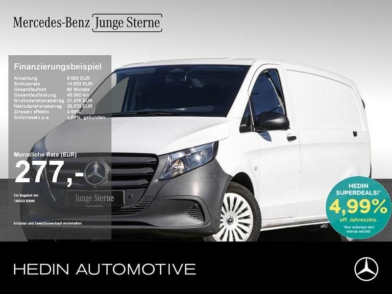 Arktikweiß Gebraucht 2024 Mercedes Vito Van / Kleinbus | 31.490 € (Guter Preis) - Bild 1/4
