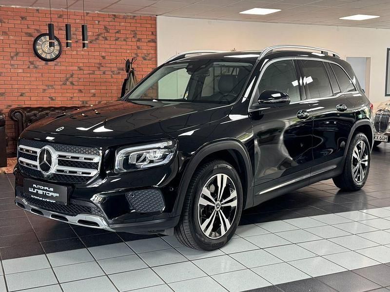Kosmosschwarz Gebraucht 2021 Mercedes GLB220 Progressive SUV | 34.490 € (Fairer Preis) - Bild 1/4