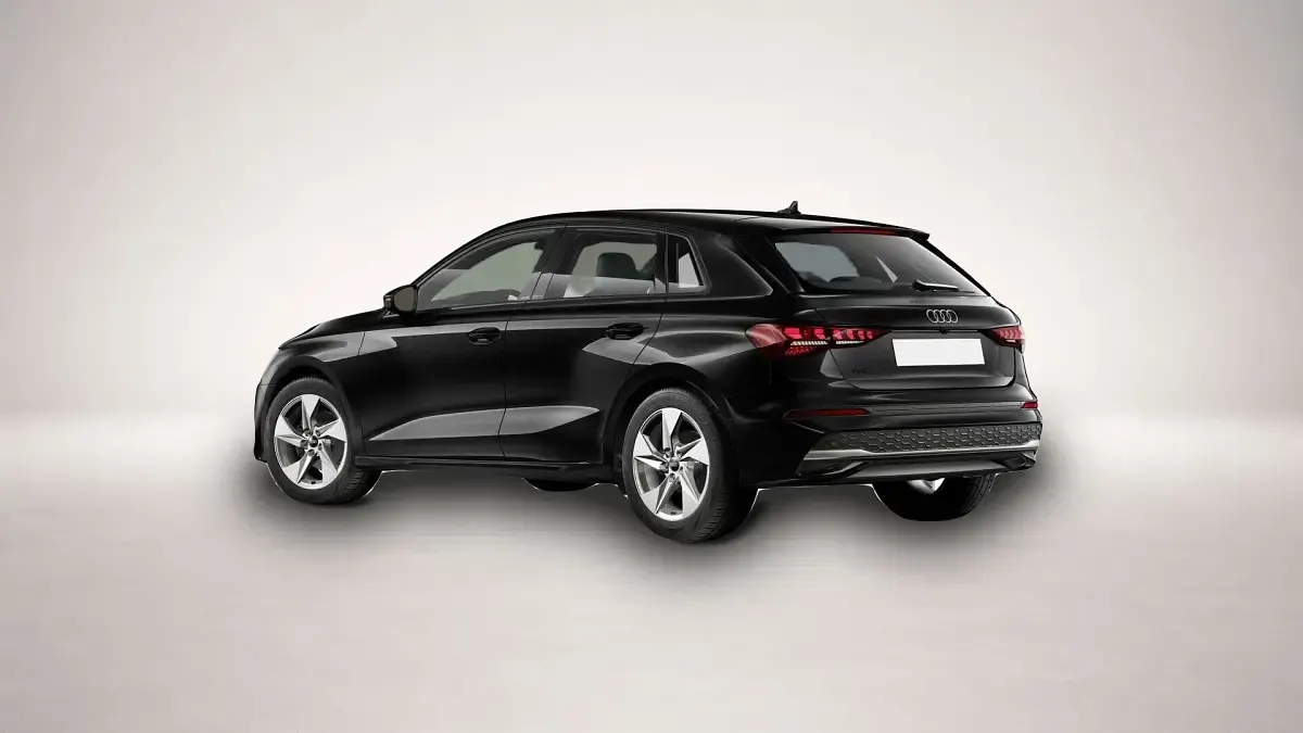 Gebraucht Audi A3 Ambiente 150 PS (110 kW) 2025 Mythosschwarz metallic Limousine
