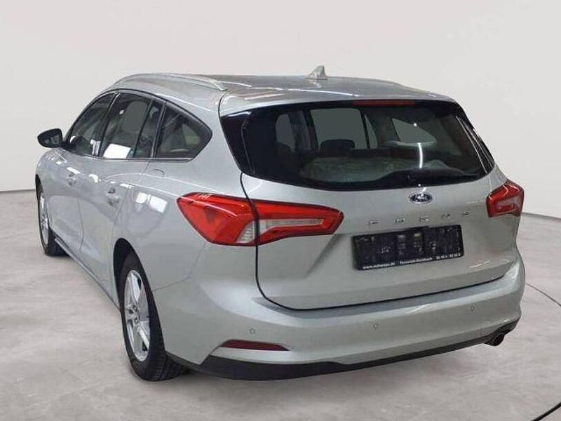 Gebraucht Ford Focus Cool & Connect 120 PS (88 kW) 2021 Polarsilber metallic Kombi