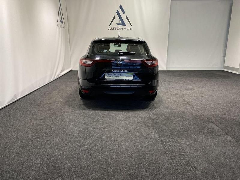 Gebraucht Renault Mégane IV Life 116 PS (85 kW) 2020 Schwarz