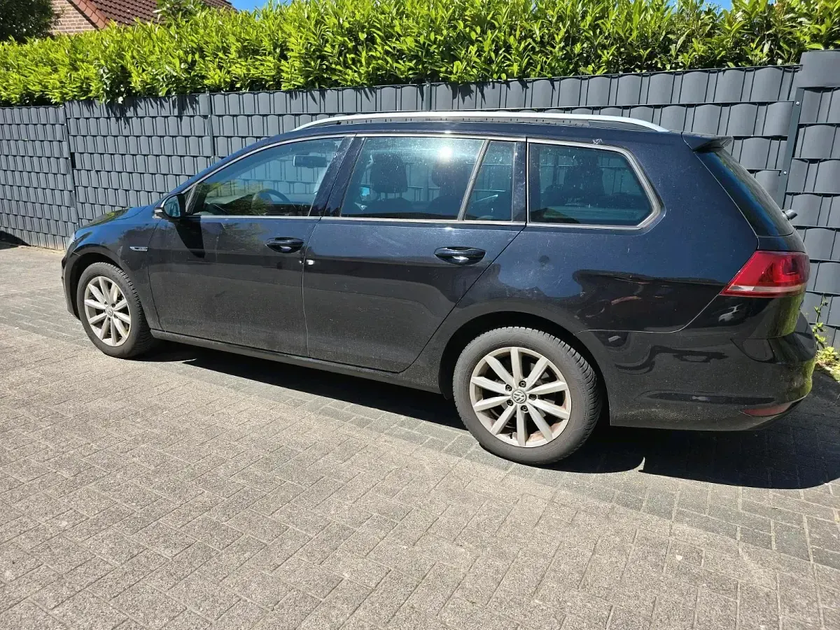 Gebraucht VW Golf VII 122 PS (89 kW) 2015 Schwarz Kombi