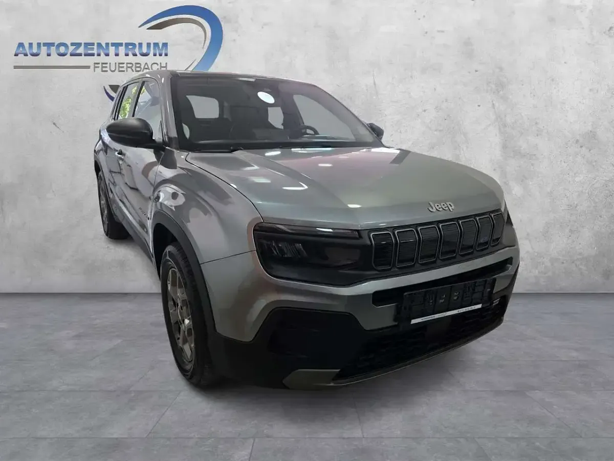 Gebraucht Jeep Avenger EV Longitude 114 kW (156 PS) 2025 Met grey evoluzione (vr519/a) SUV