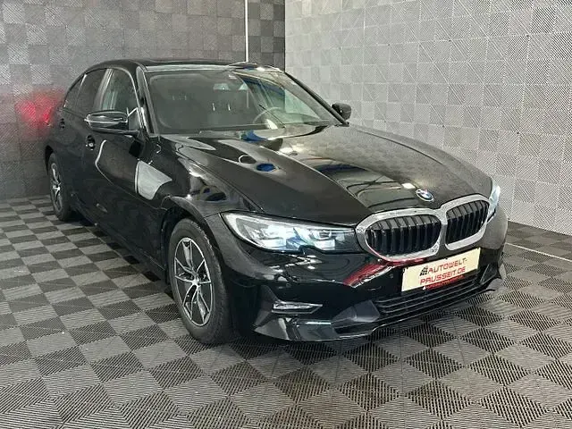 Usata BMW 318 Efficient Dynamics 150 CV (110 kW) 2020 Nero Berlina