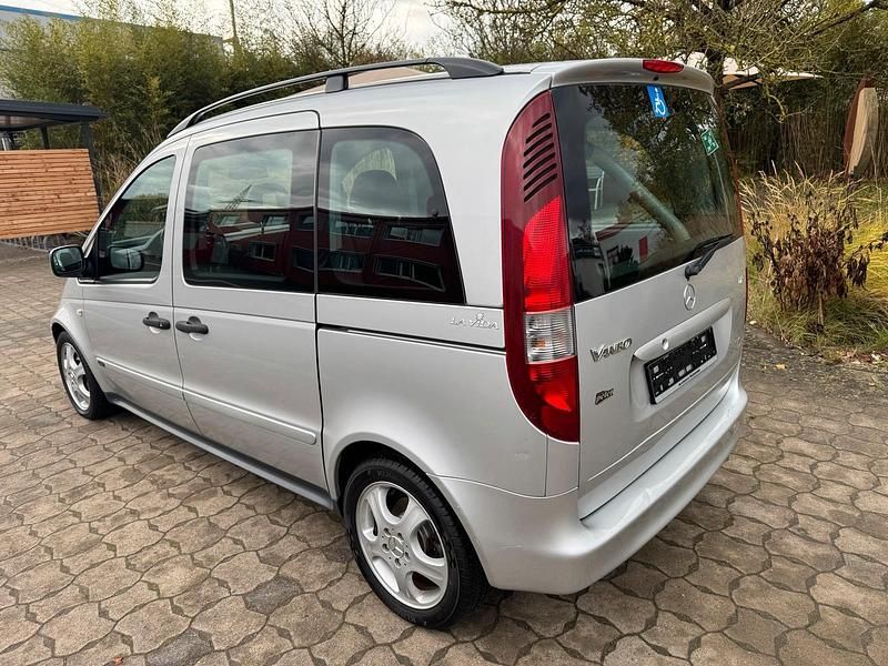 Gebraucht Mercedes Vaneo 125 PS (91 kW) 2003 Silber Van / Kleinbus