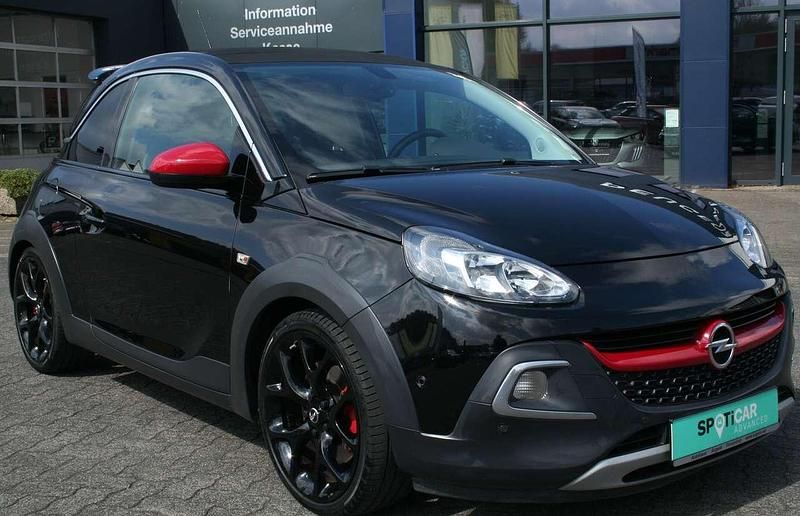Gebraucht Opel Adam Rocks S 150 PS (110 kW) 2016 Onyx schwarz Kleinwagen