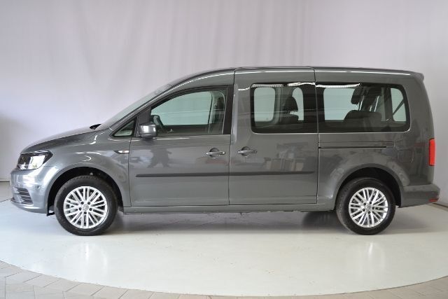 Używany VW Caddy Maxi 102 KM (75 kW) 2015 Szary Minivan