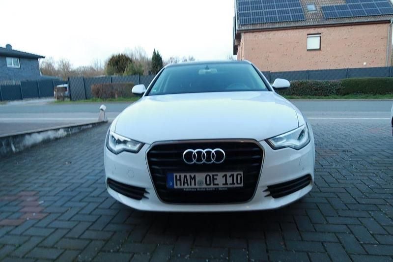 Gebraucht Audi A6 177 PS (130 kW) 2013 Weiß Limousine