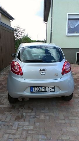 Gebraucht Ford Ka Trend 69 PS (50 kW) 2008 Silber Kleinwagen