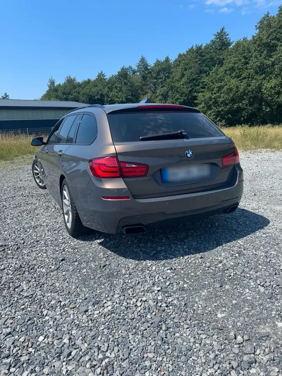 Gebraucht BMW 550 381 PS (280 kW) 2012 Kombi