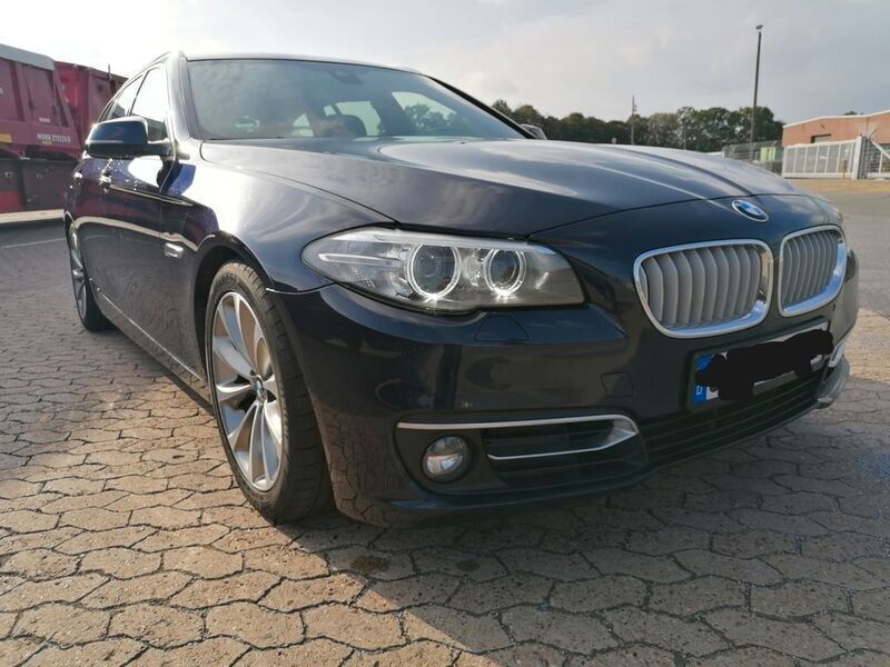 Blau Gebraucht 2014 BMW 520 Luxury Line Kombi | 11.200 € (Superpreis) - Bild 1/4