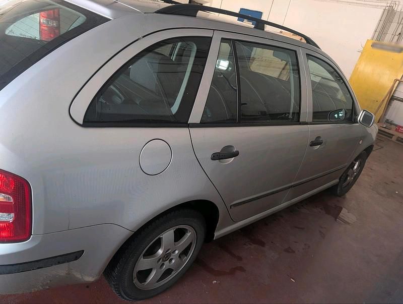 Gebraucht Skoda Fabia 100 PS (73 kW) 2003 Silber Kombi