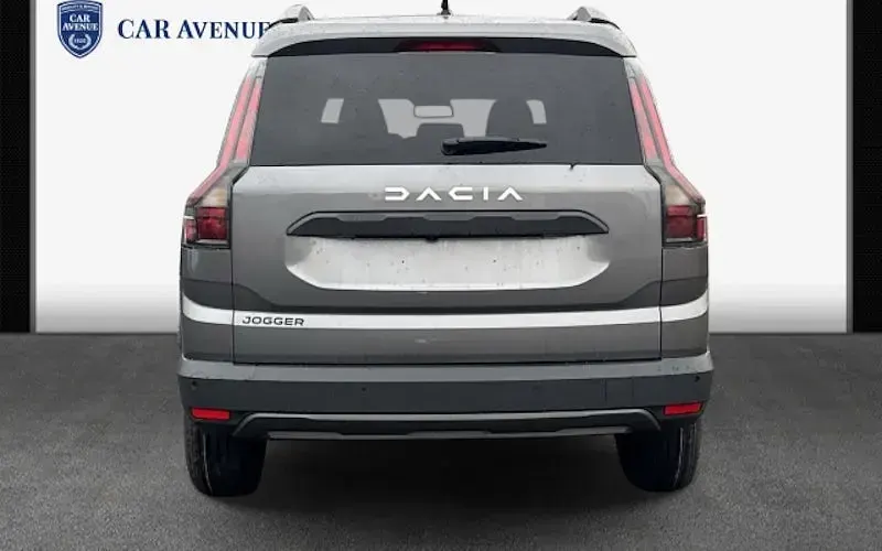 Neu Dacia Jogger Expression 141 PS (103 kW) 2025 Schwarz Van / Kleinbus