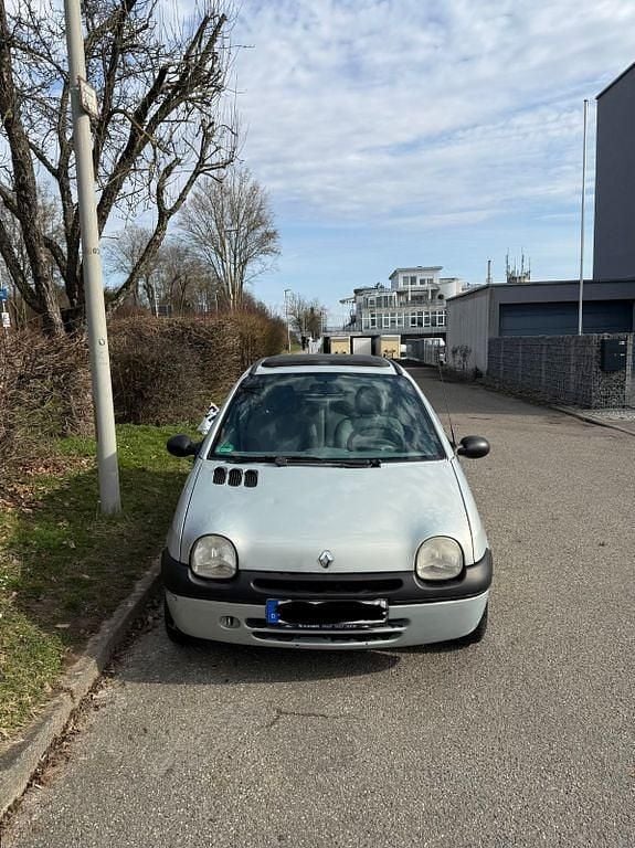 Gebraucht Renault Twingo 58 PS (42 kW) 2004 Silber Kleinwagen