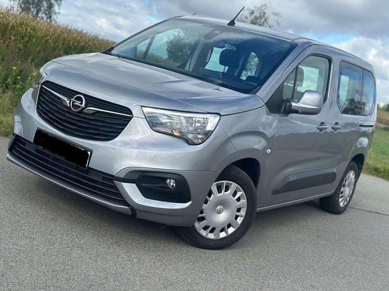Gebraucht Opel Combo Edition 131 PS (96 kW) 2020 Silber Van / Kleinbus