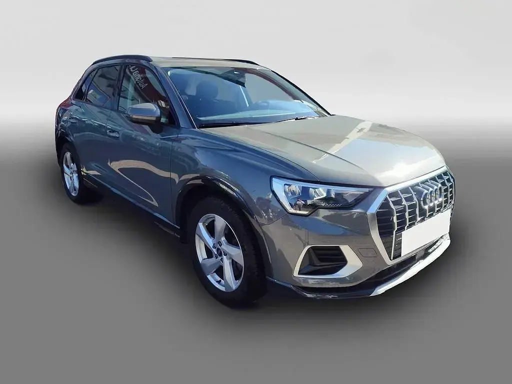 Usata Audi Q3 Advanced 190 CV (139 kW) 2025 Grigio SUV