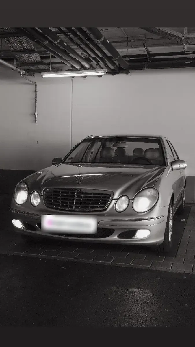 Gebraucht Mercedes E270 Elegance 177 PS (130 kW) 2003 Grau Limousine
