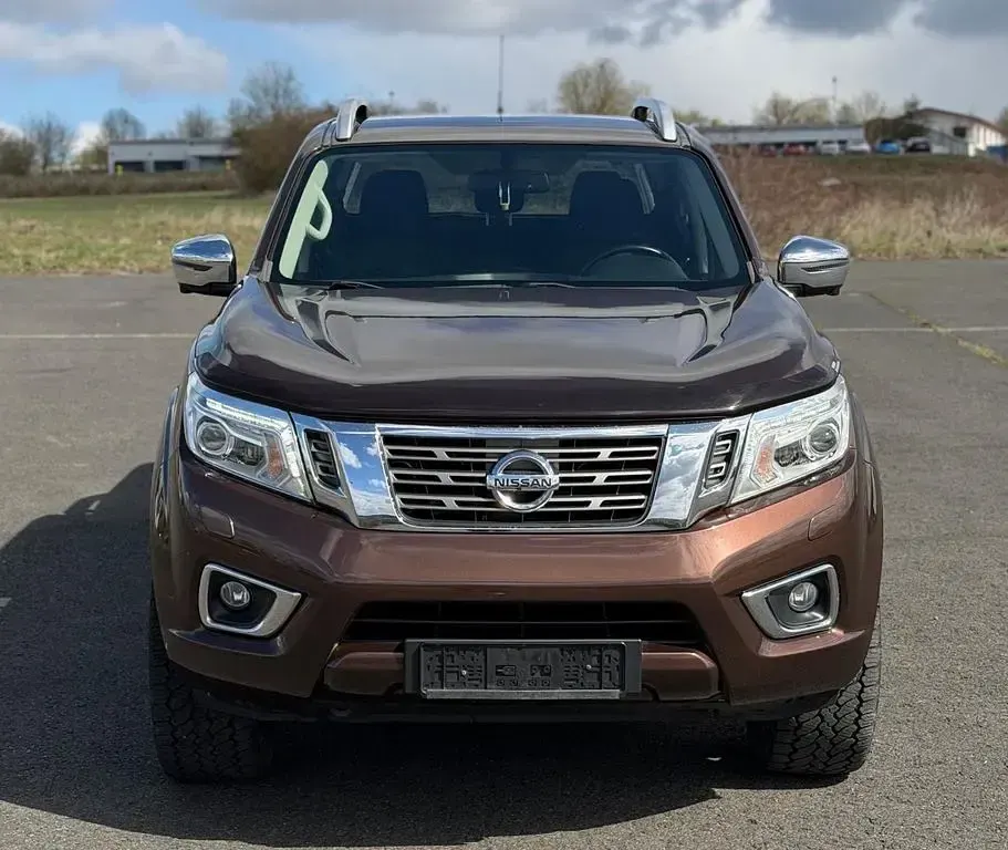 Gebraucht Nissan Navara 190 PS (139 kW) 2018 Braun Pickup