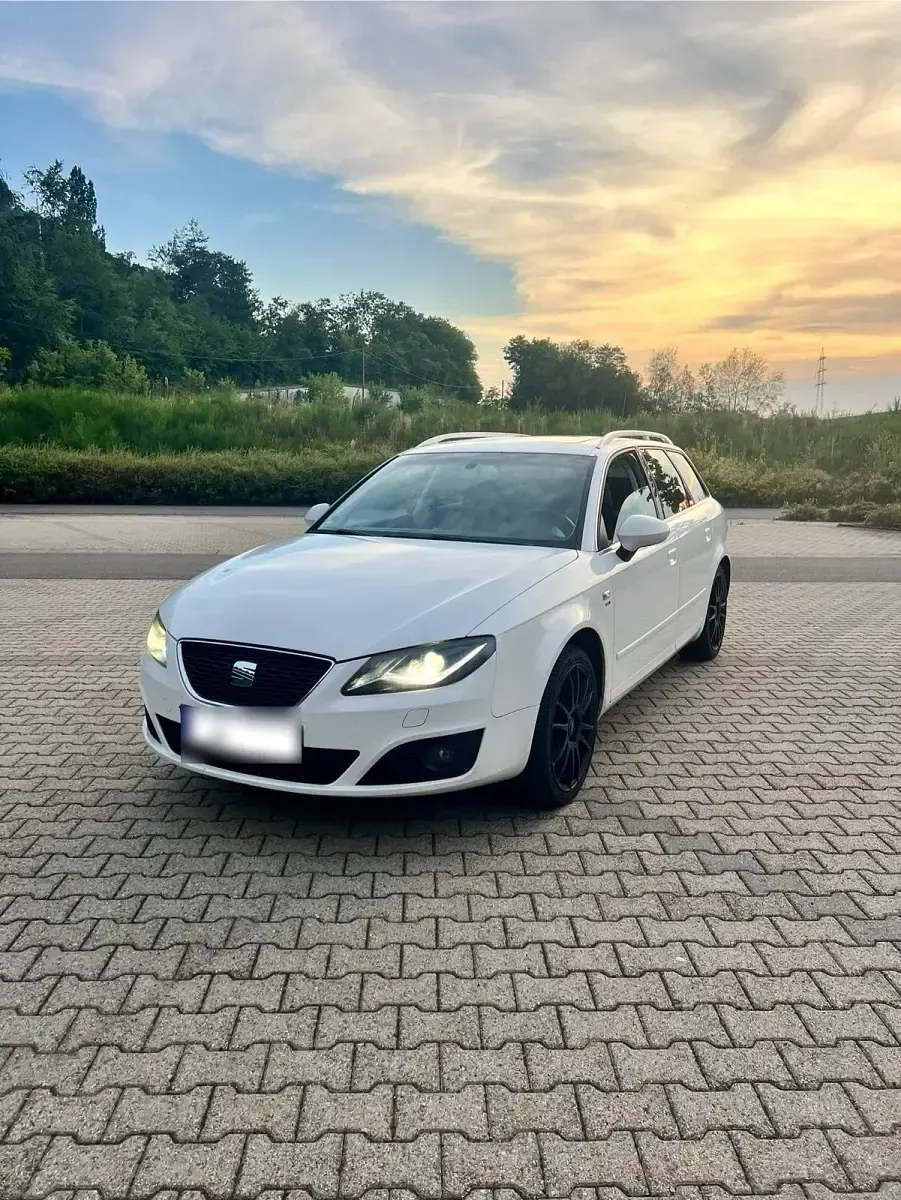 Gebraucht Seat Exeo 170 PS (125 kW) 2012 Weiß Kombi