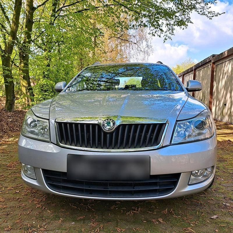 Gebraucht Skoda Octavia 105 PS (77 kW) 2013 Silber Kombi