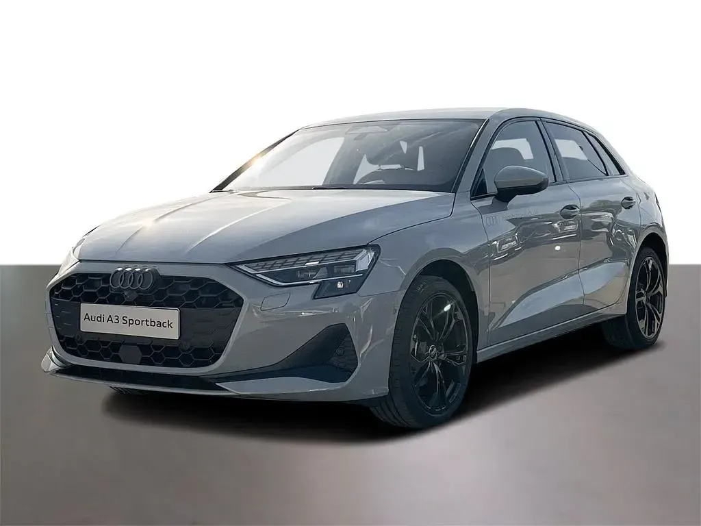 Używany Audi A3 Advanced 150 KM (110 kW) 2026 Szary Sedan/Limuzyna