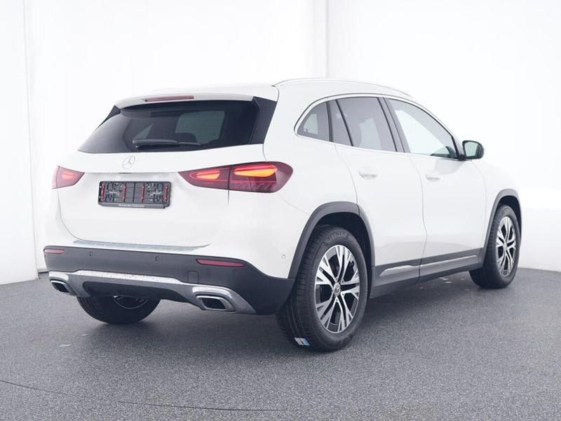 Gebraucht Mercedes GLA220 Progressive 190 PS (139 kW) 2025 Weiß SUV