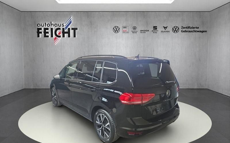 Neu VW Touran Highline 150 PS (110 kW) 2026 Schwarz Van / Kleinbus