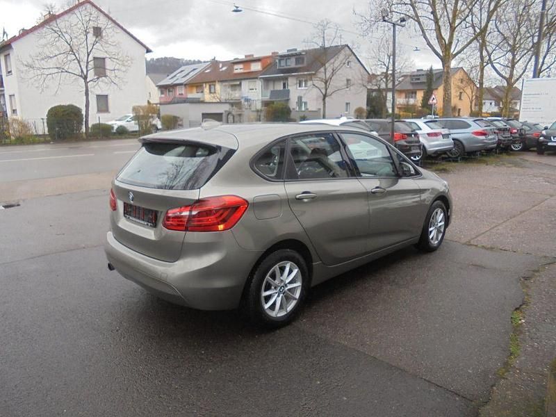 Gebraucht BMW 218 136 PS (100 kW) 2015 Silber Limousine