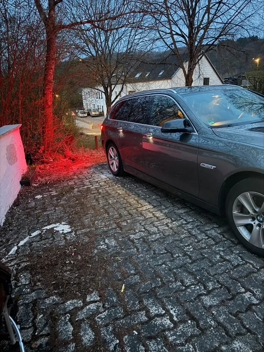 Gebraucht BMW 525 218 PS (160 kW) 2015 Grau Kombi