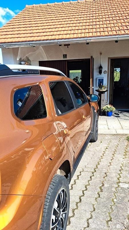 Gebraucht Dacia Duster Deal 101 PS (74 kW) 2020 Orange SUV