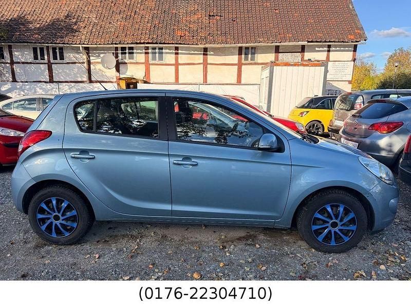 Gebraucht Hyundai i20 Classic 77 PS (56 kW) 2012 Limousine