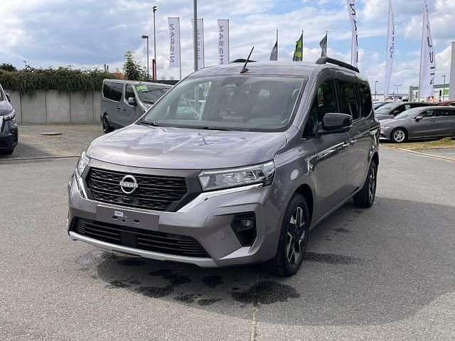 Neu Nissan Townstar 360º 131 PS (96 kW) 2025 Grau Kombi