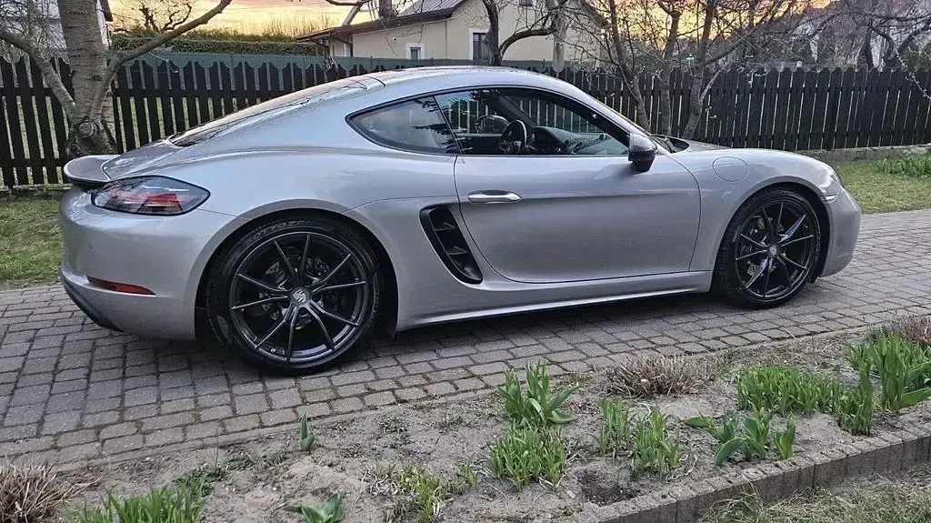 Gebraucht Porsche 718 Chrono 299 PS (219 kW) 2022 Silber Coupé
