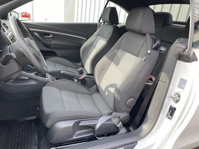 Gebraucht VW Eos 122 PS (89 kW) 2015 Weiß metallic Cabrio