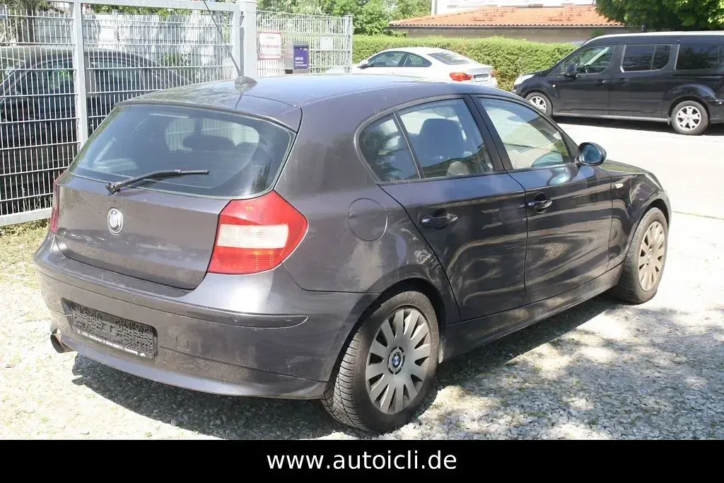 Gebraucht BMW 120 Advantage 163 PS (119 kW) 2005 Grau Kleinwagen
