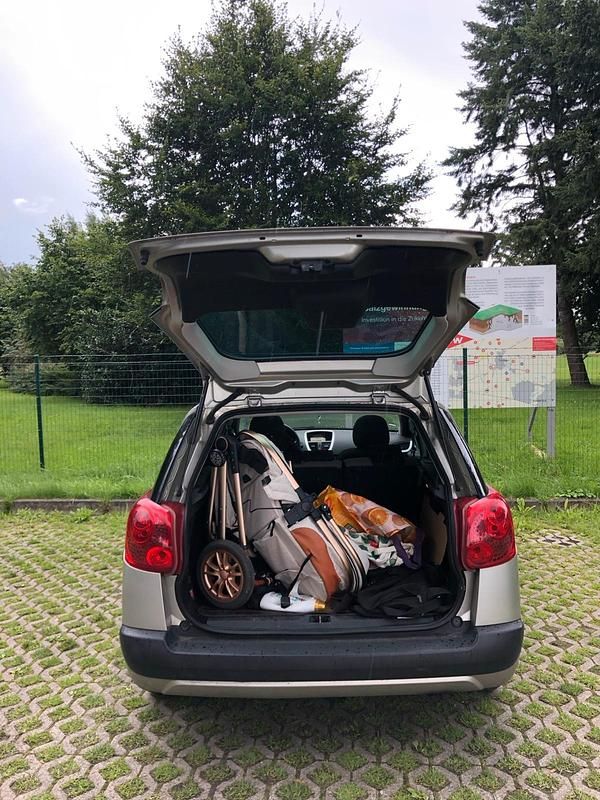 Gebraucht Peugeot 207 2009 Gold Kombi