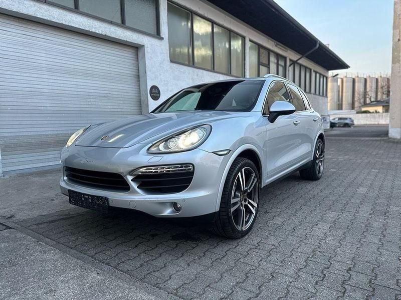 Gebraucht Porsche Cayenne S 400 PS (294 kW) 2012 Silber SUV
