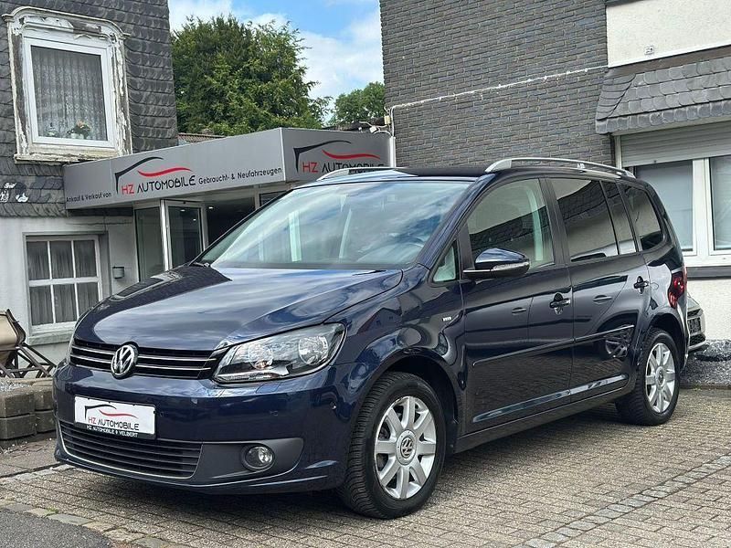 Blau Gebraucht 2014 VW Touran Cup Van / Kleinbus | 11.990 € (Fairer Preis) - Bild 1/4