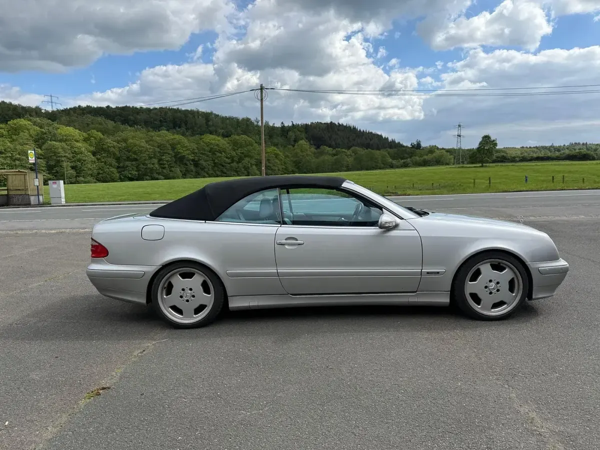Gebraucht Mercedes CLK230 Edition 2001 Silber Cabrio