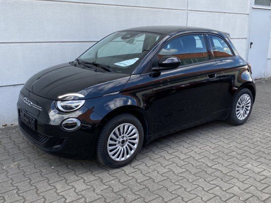 Gebraucht Fiat 500e Action 69 kW (95 PS) 2022 Onyx schwarz Kleinwagen
