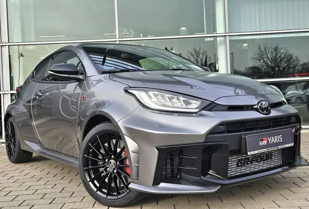 Gebraucht Toyota Yaris 280 PS (205 kW) 2024 Silber Kleinwagen