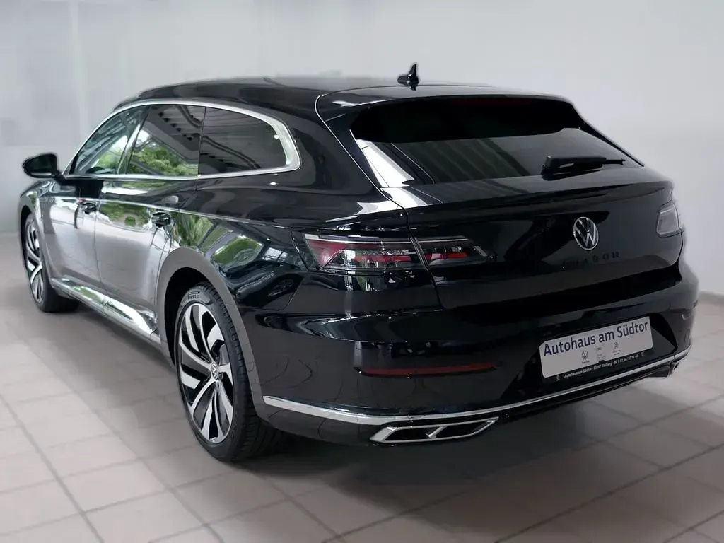 Gebraucht VW Arteon R-line 200 PS (147 kW) 2023 Deep black perleffekt (metallic) Kombi